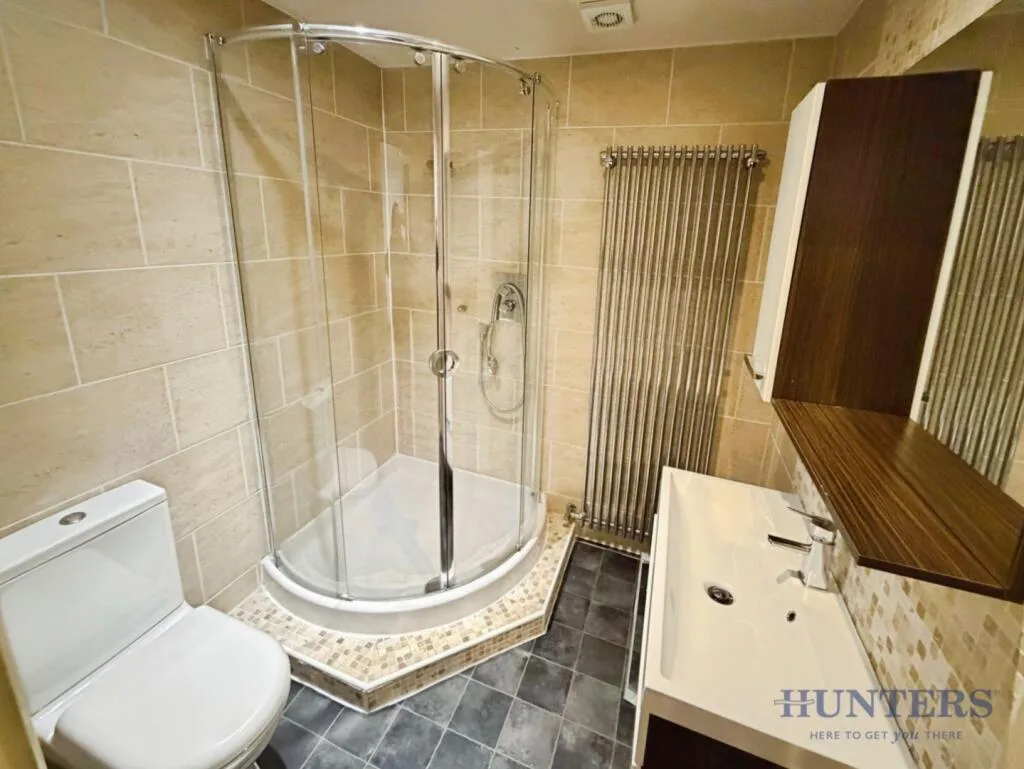 4 bedroom detached house for rent