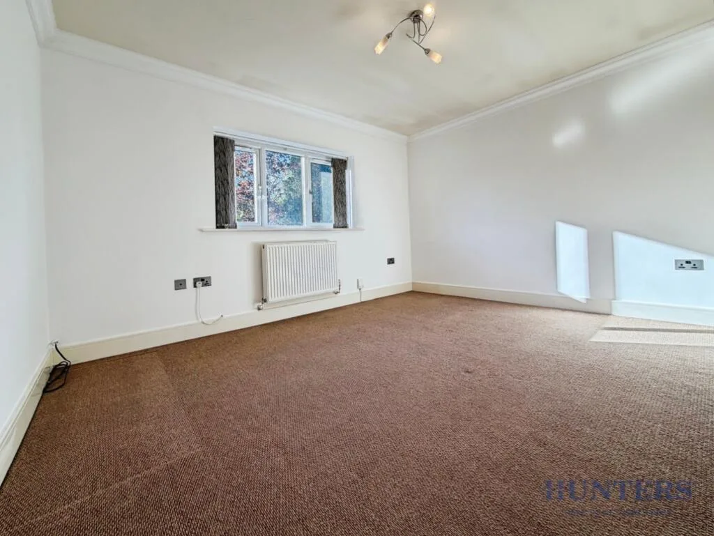 4 bedroom detached house for rent
