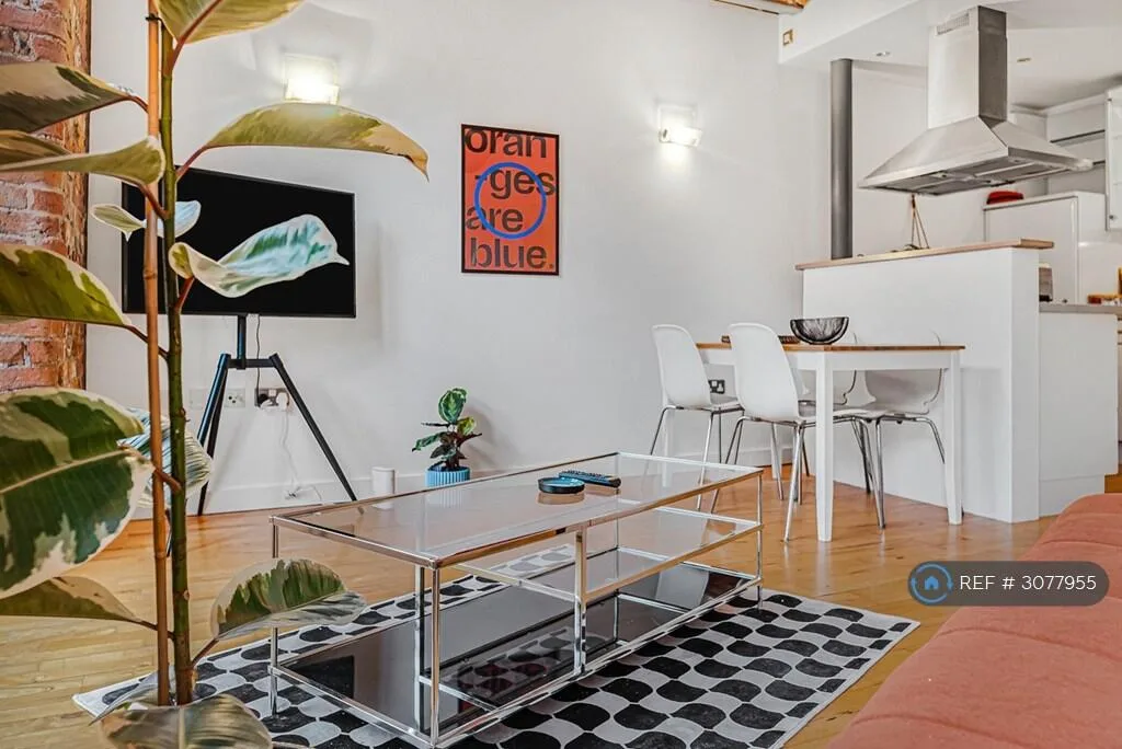 Studio flat for rent