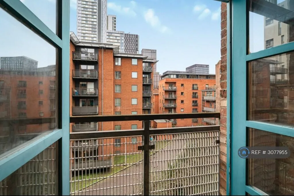 Studio flat for rent