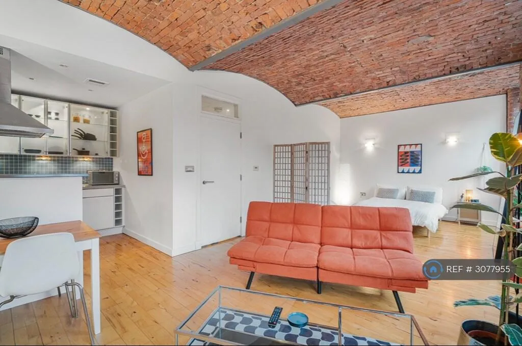 Studio flat for rent