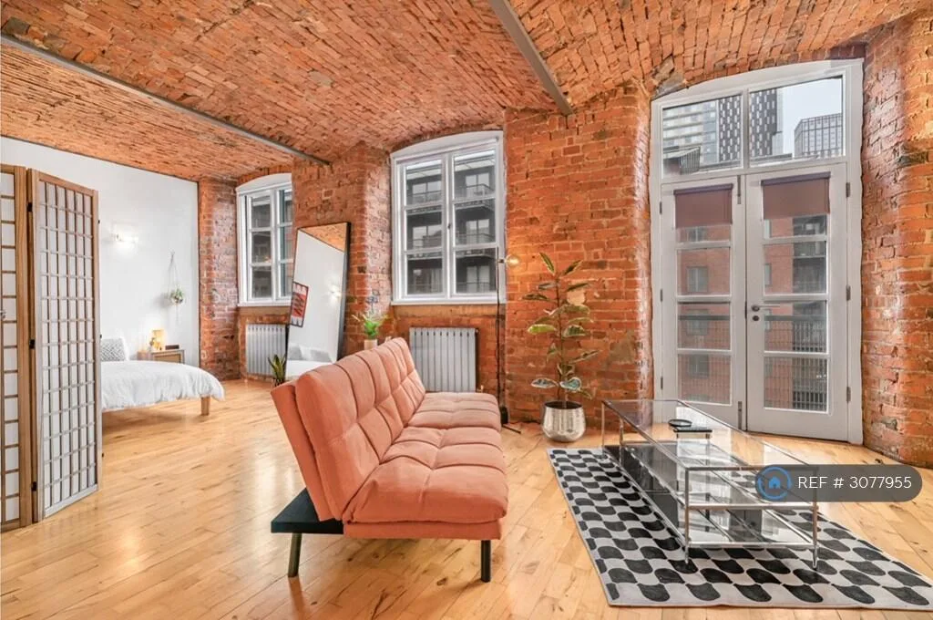 Studio flat for rent
