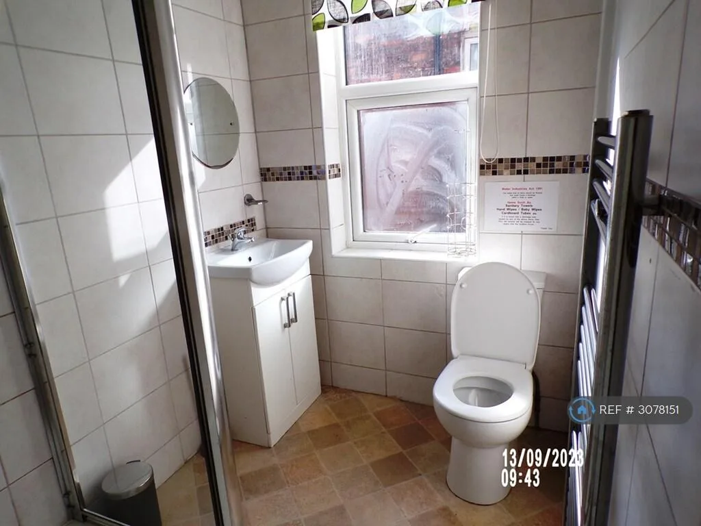8 bedroom terraced house for rent