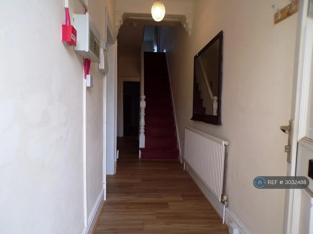 7 bedroom terraced house for rent