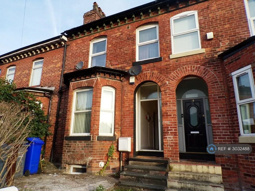 7 bedroom terraced house for rent