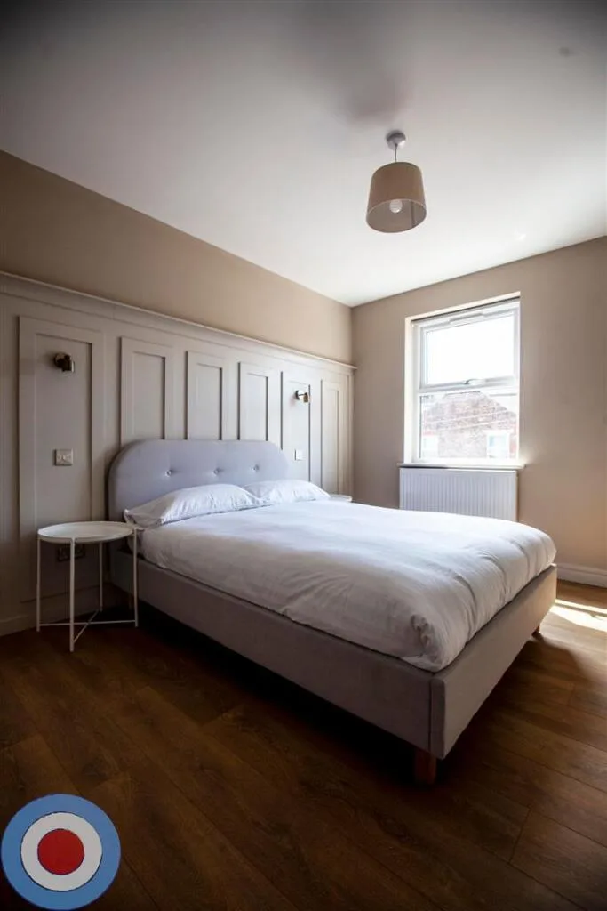 7 bedroom terraced house for rent