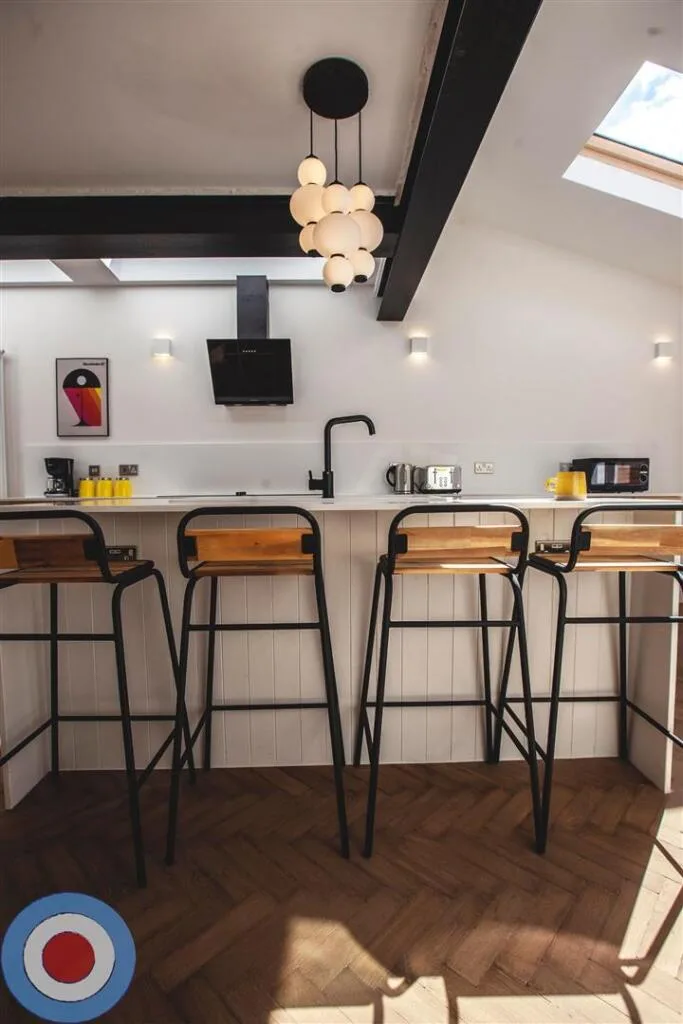 7 bedroom terraced house for rent