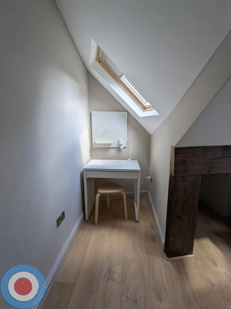 7 bedroom terraced house for rent