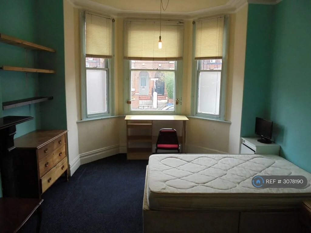 7 bedroom terraced house for rent
