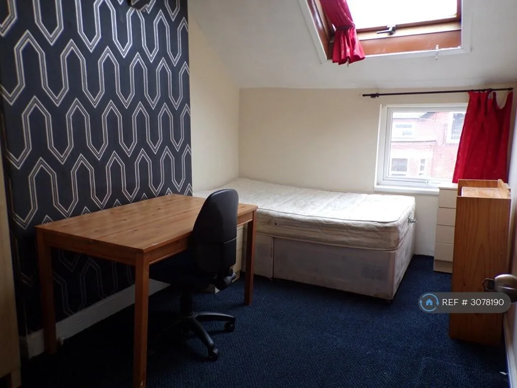7 bedroom terraced house for rent