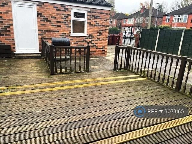 7 bedroom semi-detached house for rent