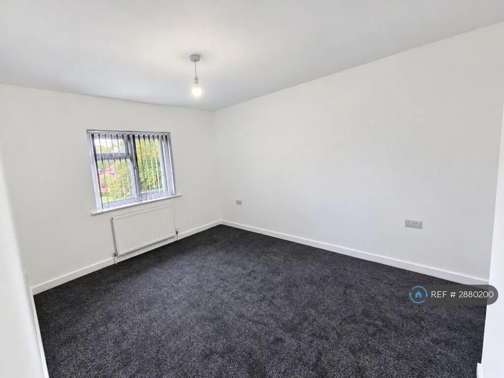 3 bedroom maisonette for rent