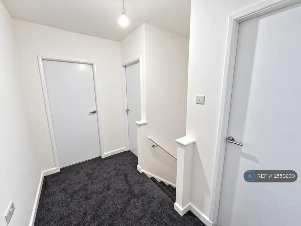 3 bedroom maisonette for rent