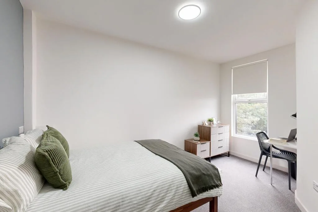 4 bedroom flat for rent
