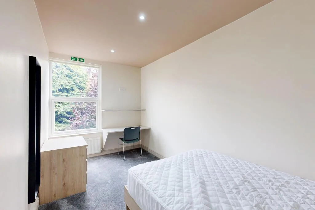 4 bedroom terraced house for rent