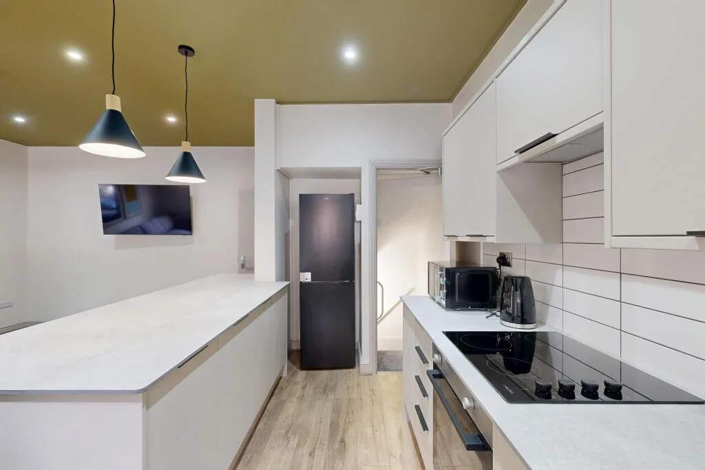 4 bedroom terraced house for rent