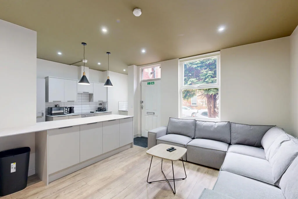 4 bedroom terraced house for rent