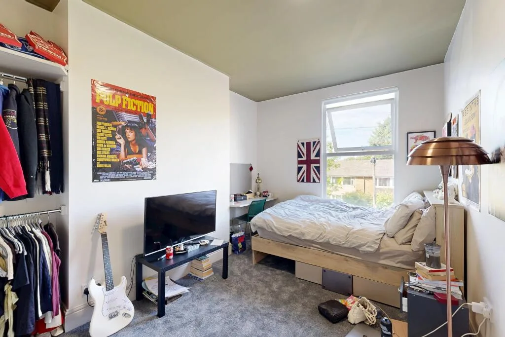 8 bedroom terraced house for rent