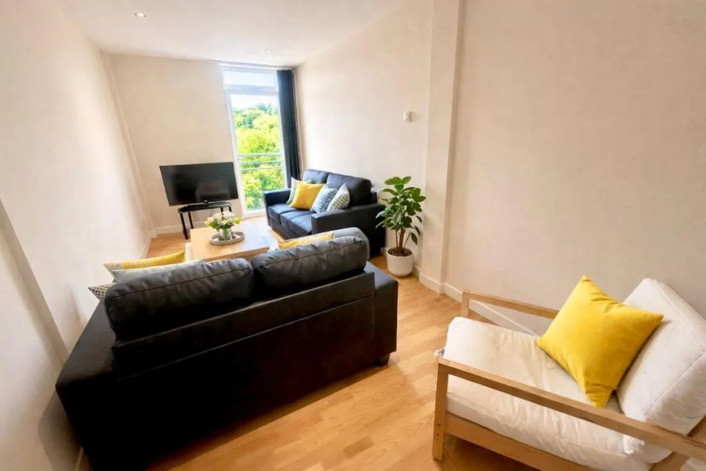 5 bedroom apartment for rent
