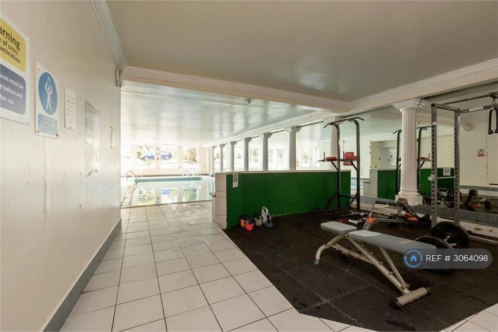 2 bedroom flat for rent