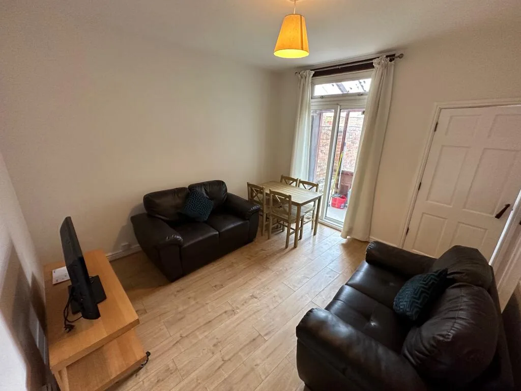 3 bedroom terraced house for rent