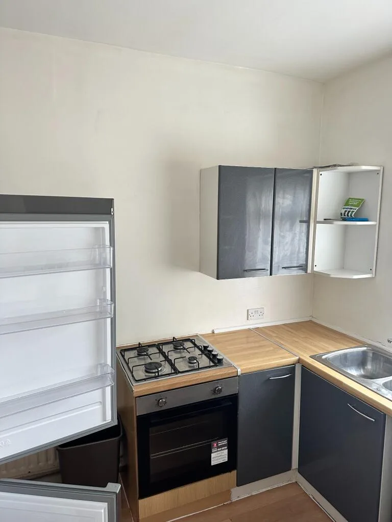 5 bedroom terraced house for rent