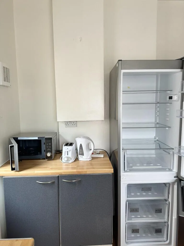 5 bedroom terraced house for rent