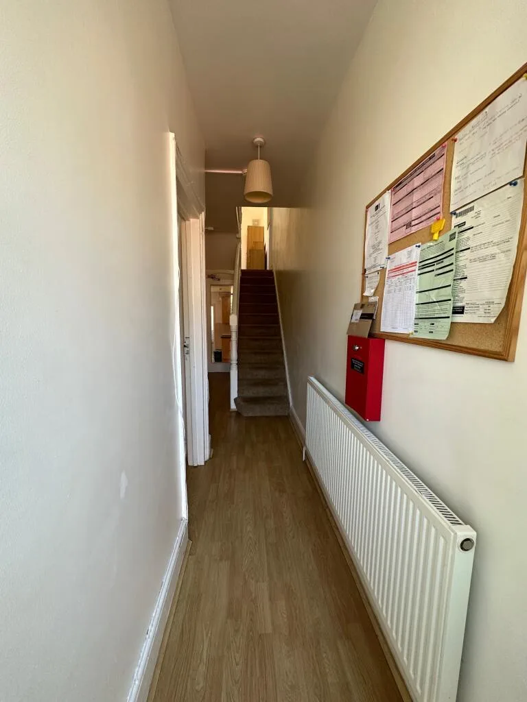 6 bedroom terraced house for rent