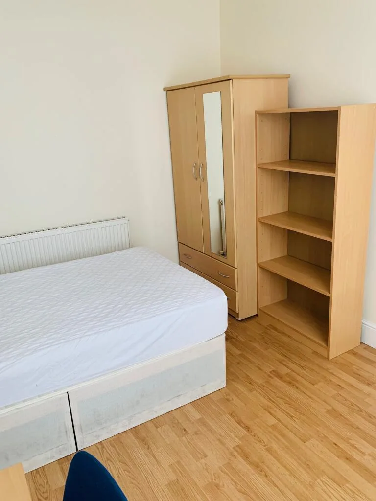 7 bedroom terraced house for rent