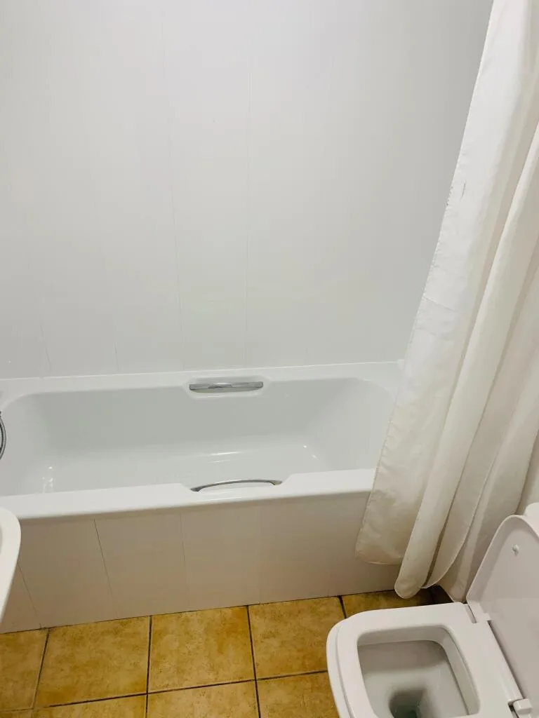 7 bedroom terraced house for rent
