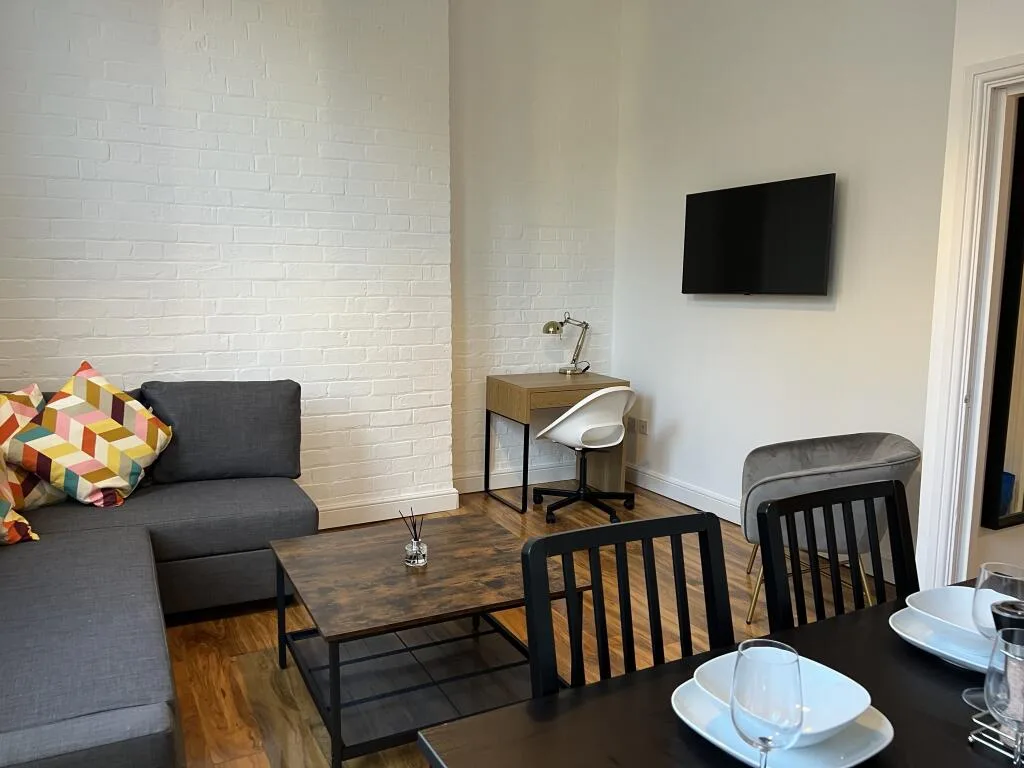 2 bedroom flat for rent