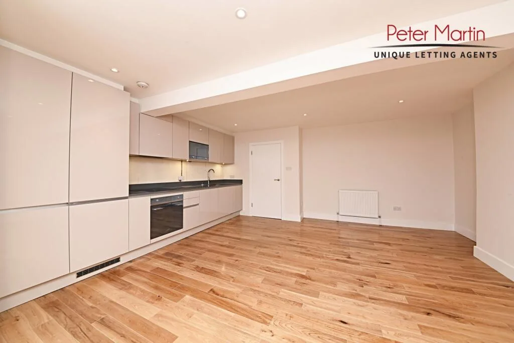 1 bedroom maisonette for rent