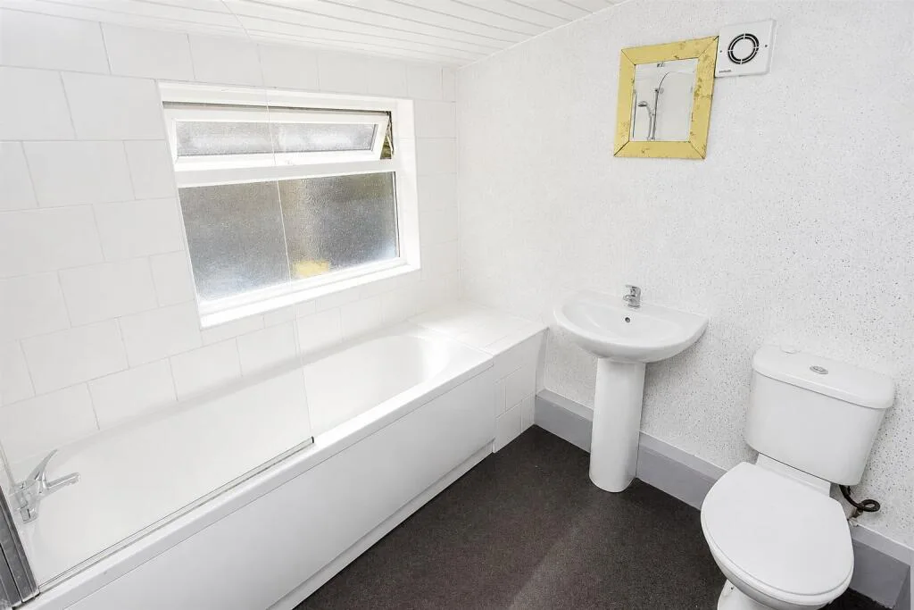 4 bedroom house for rent