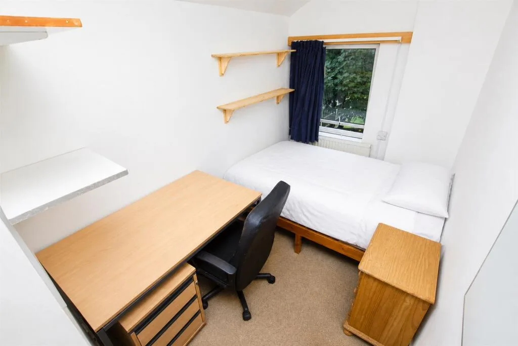 4 bedroom house for rent