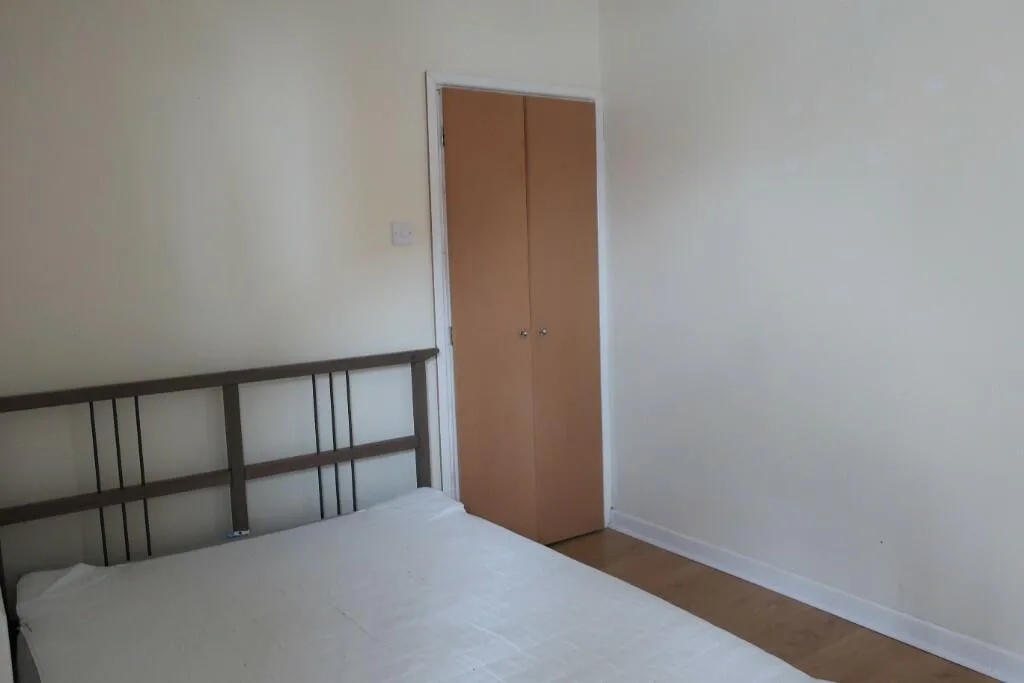 5 bedroom terraced house for rent
