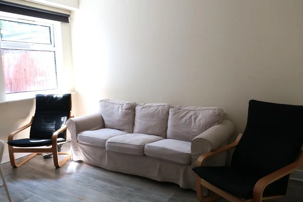 5 bedroom terraced house for rent