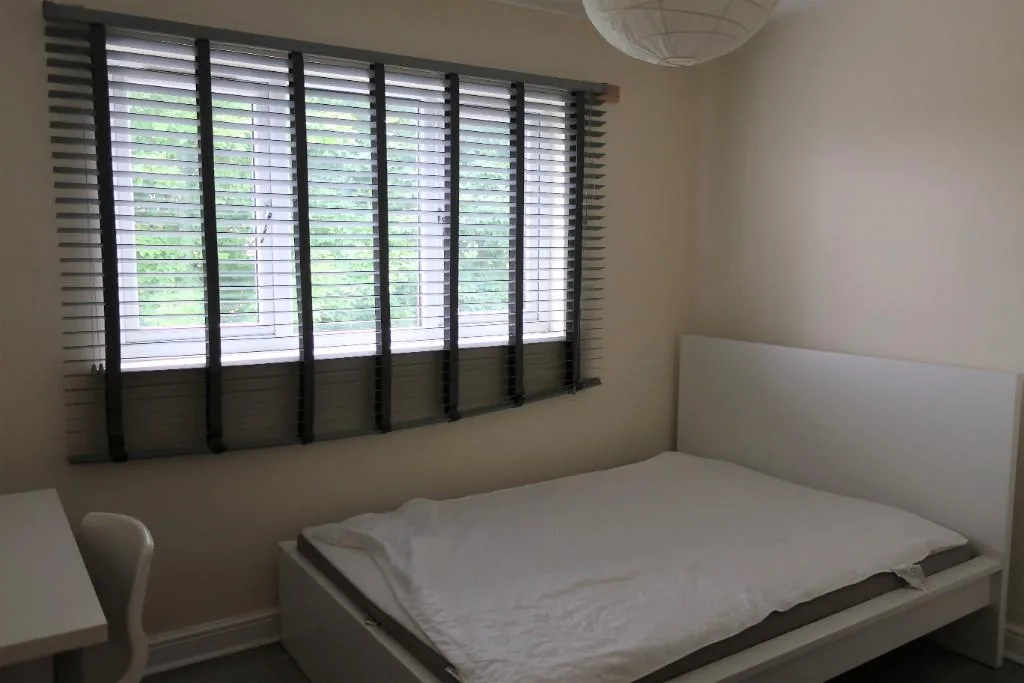 5 bedroom terraced house for rent