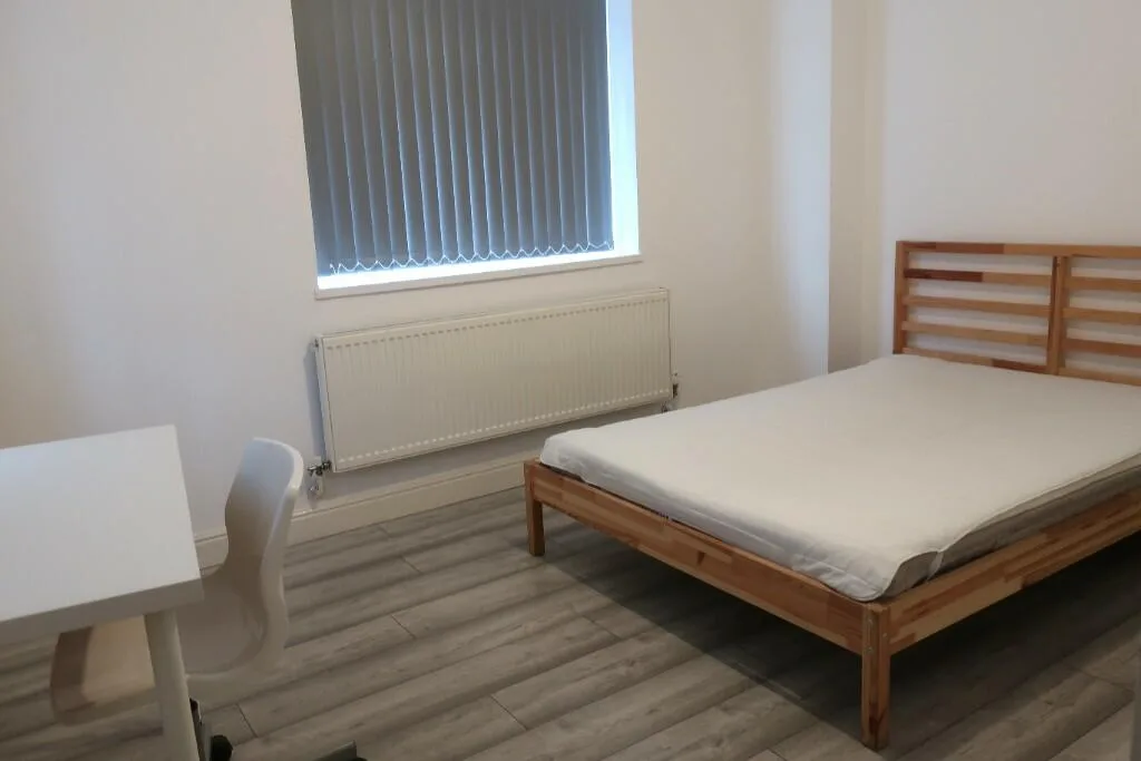5 bedroom terraced house for rent