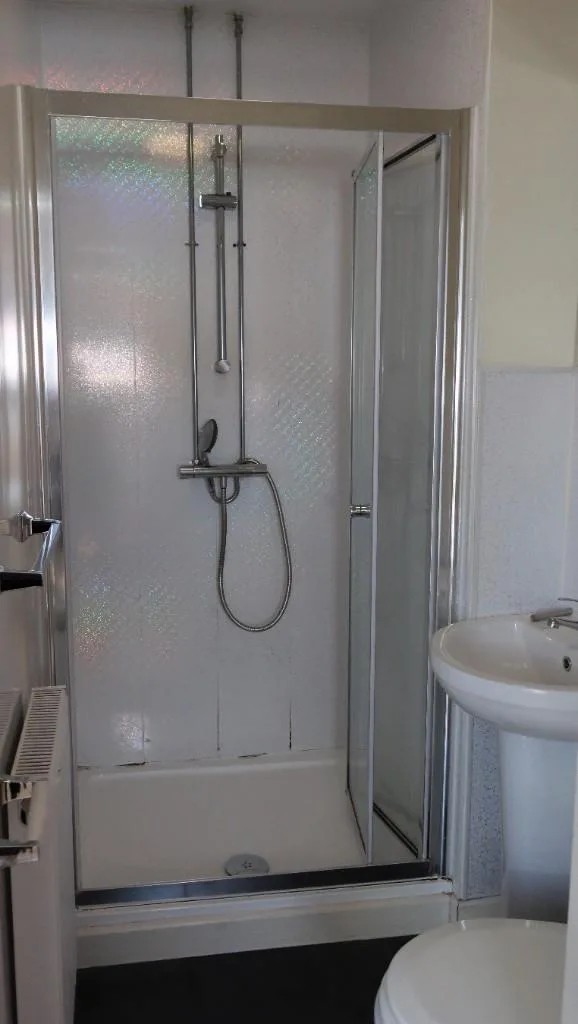 5 bedroom terraced house for rent