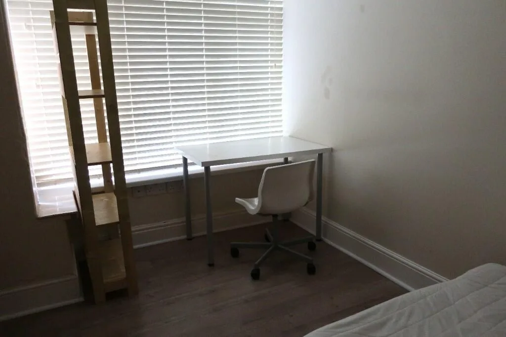 5 bedroom terraced house for rent