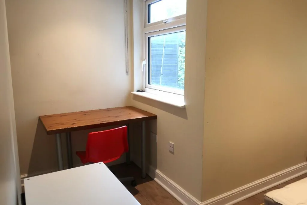 5 bedroom terraced house for rent