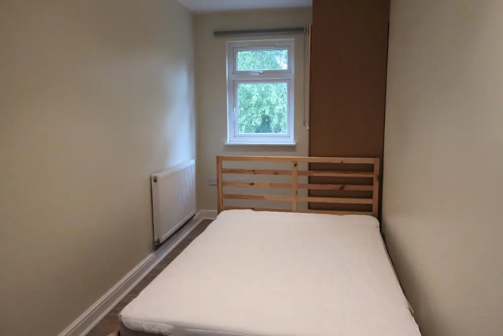 5 bedroom terraced house for rent