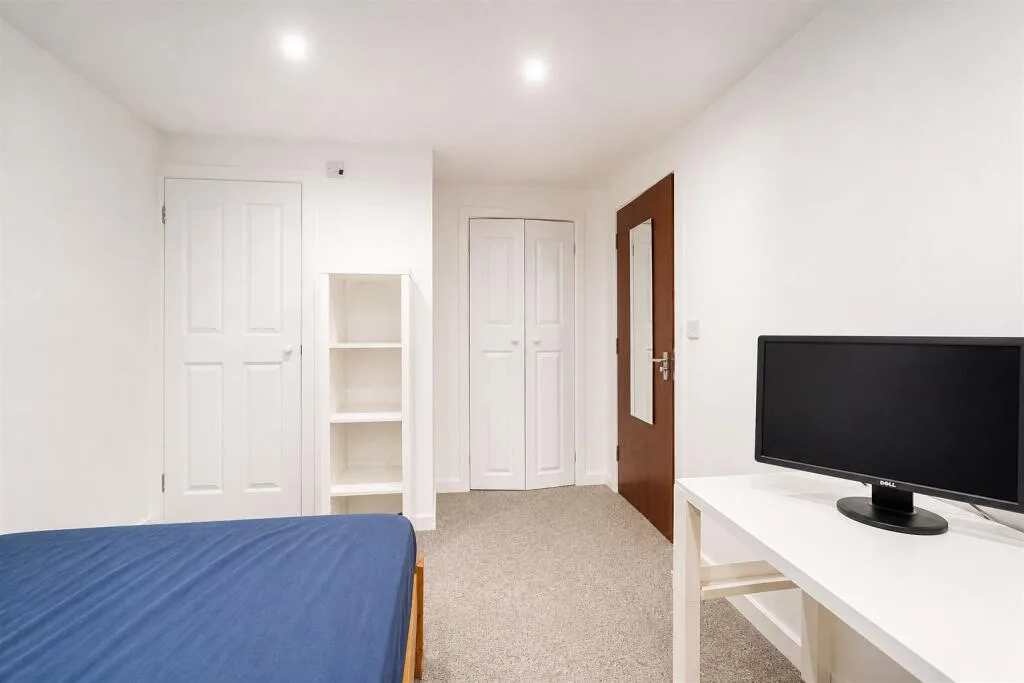 4 bedroom house for rent