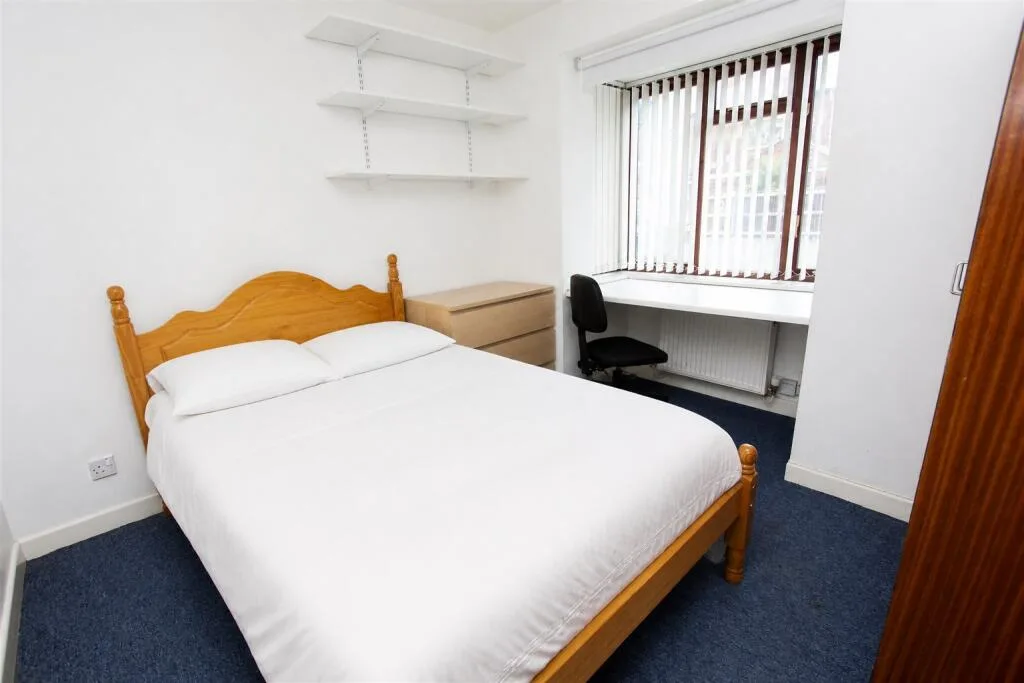 4 bedroom house for rent