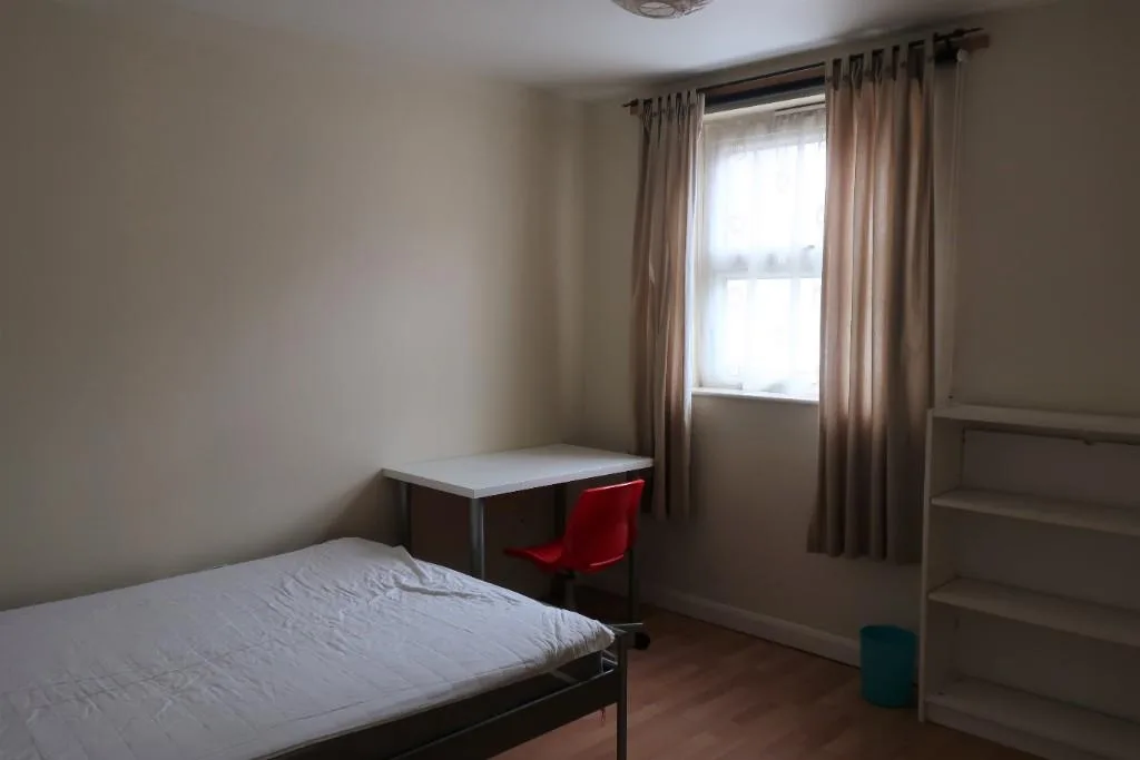 4 bedroom terraced house for rent