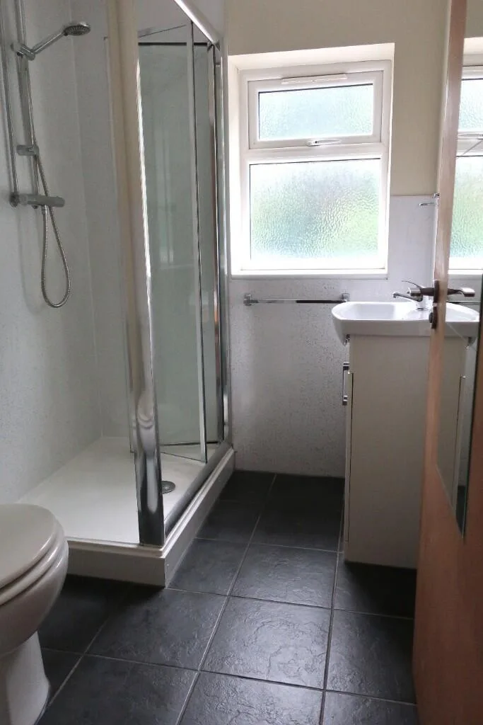 5 bedroom terraced house for rent