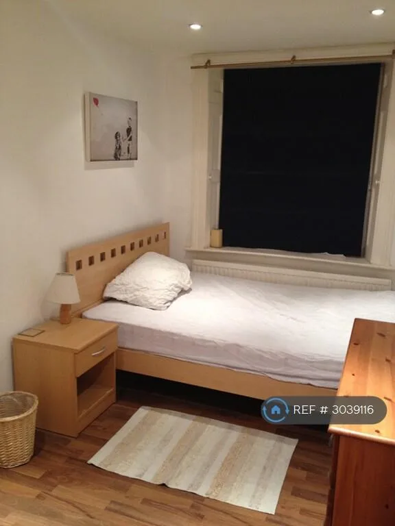 2 bedroom end of terrace house for rent