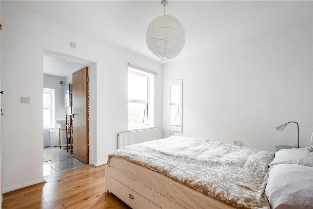 2 bedroom house for rent