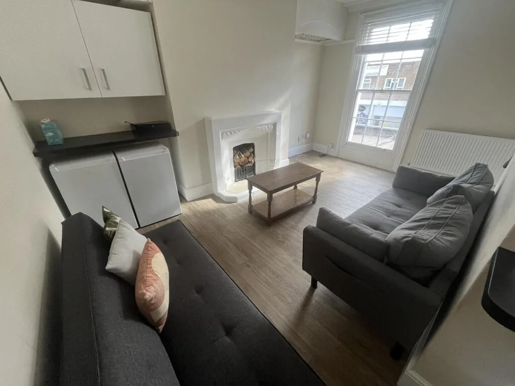 1 bedroom terraced house for rent