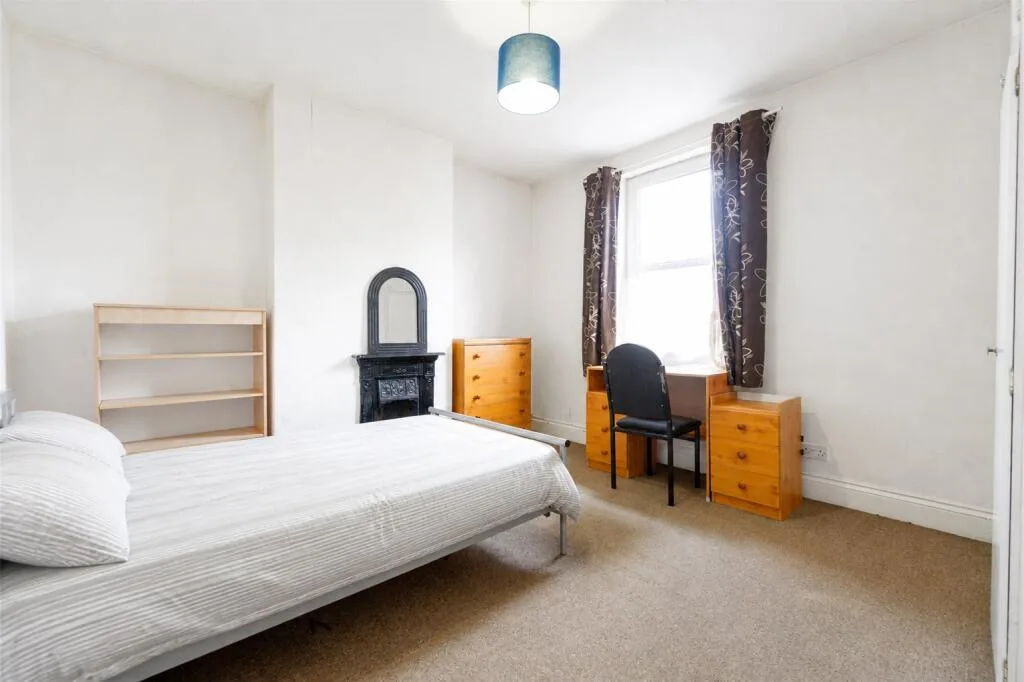 4 bedroom house for rent